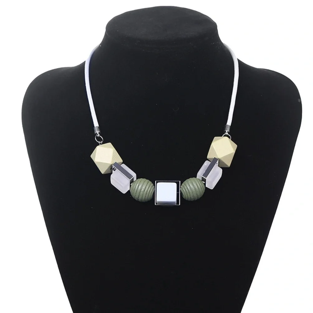 *ALCIE* Green Geometric Wood Beaded Necklace